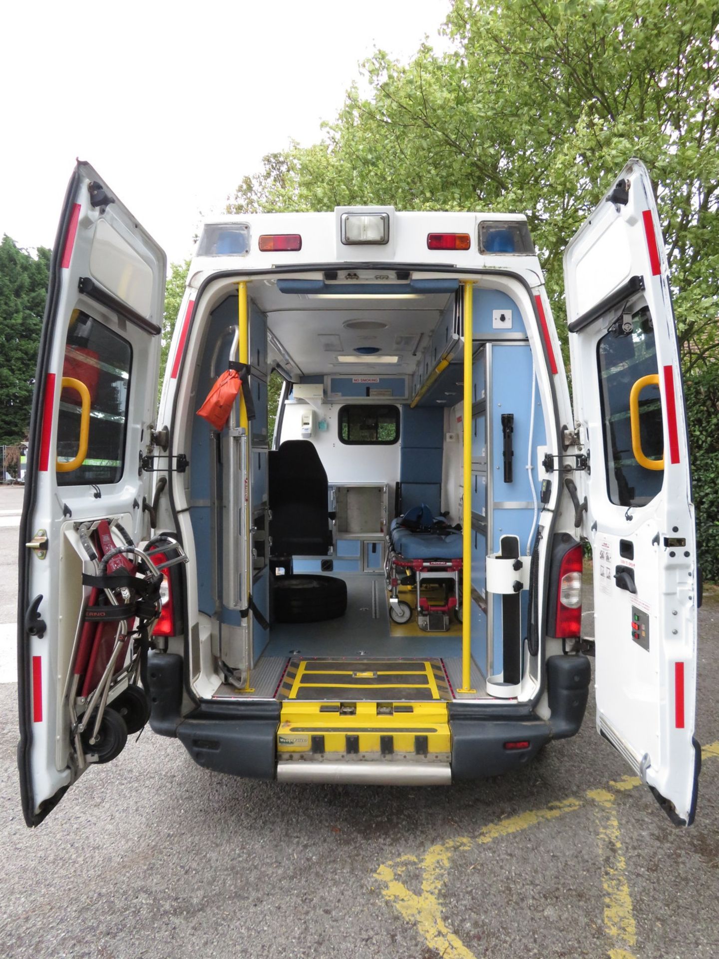 2006 Renault Master Converted Ambulance. Genuine Low Mileage. See description for full details. - Image 10 of 53