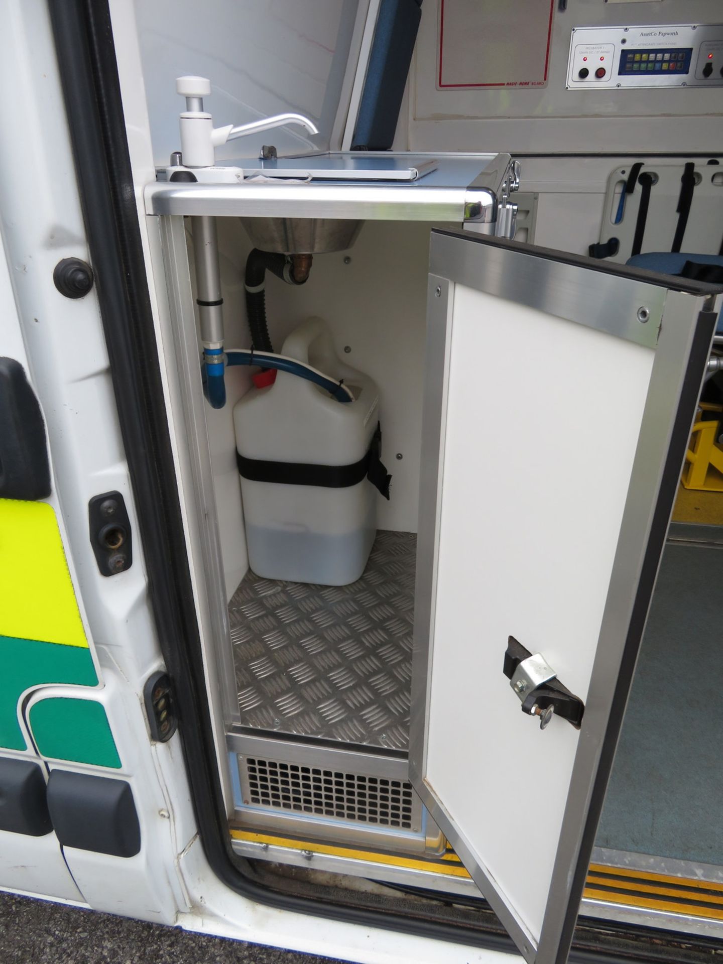 2006 Renault Master Converted Ambulance. Genuine Low Mileage. See description for full details. - Image 28 of 53