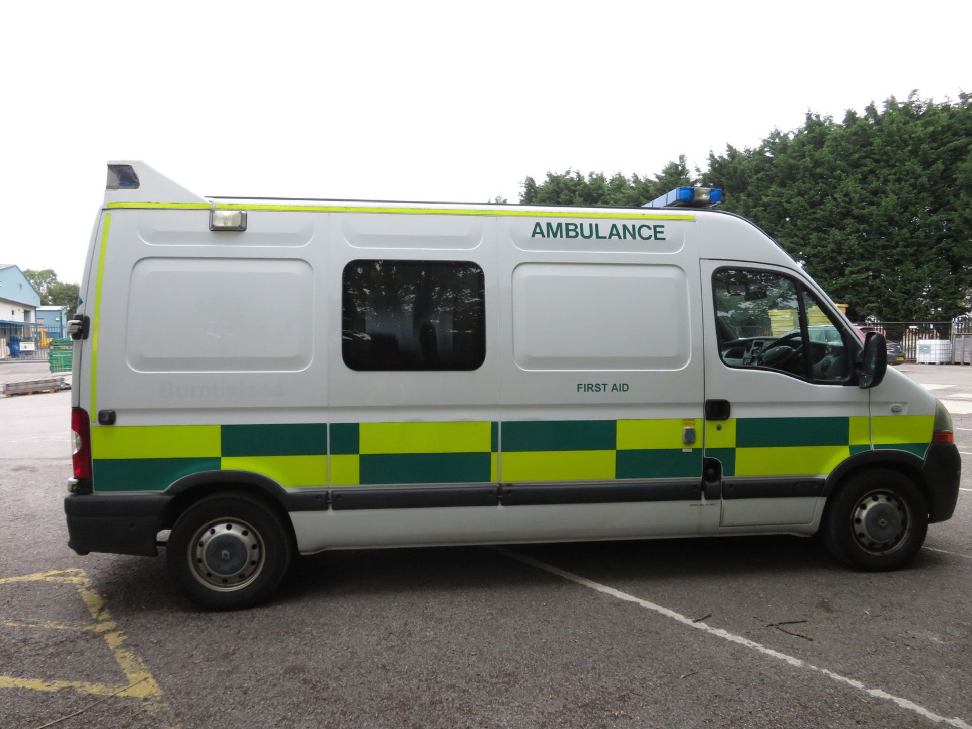 2006 Renault Master Converted Ambulance. Genuine Low Mileage. See description for full details. - Image 6 of 53