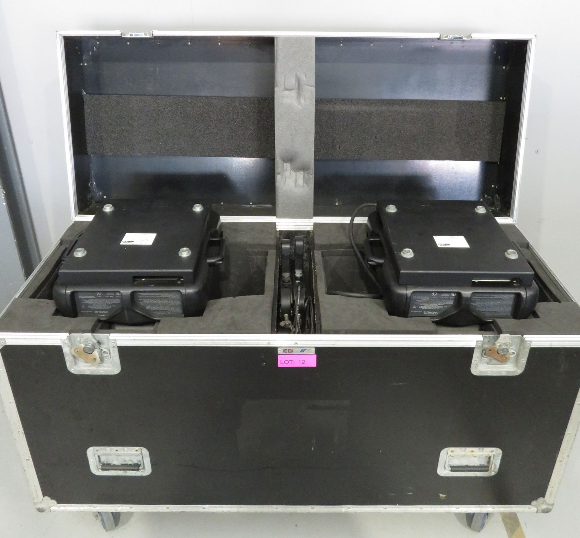 Pair of Varilite VL3000 Wash in flightcase. Includes hanging clamps and safety bonds. Work - Image 9 of 10