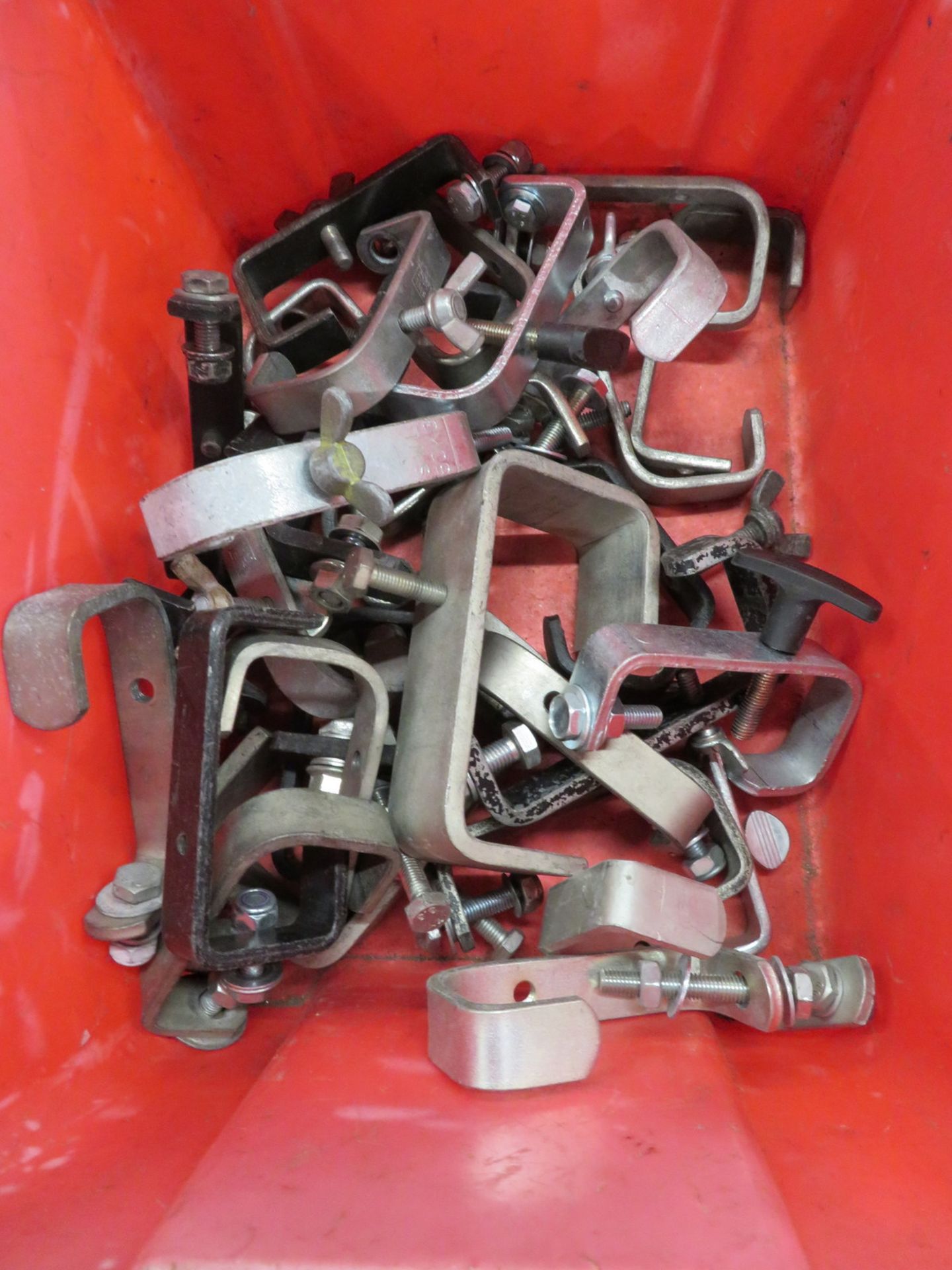 Box of various sized hook clamps. - Image 2 of 3