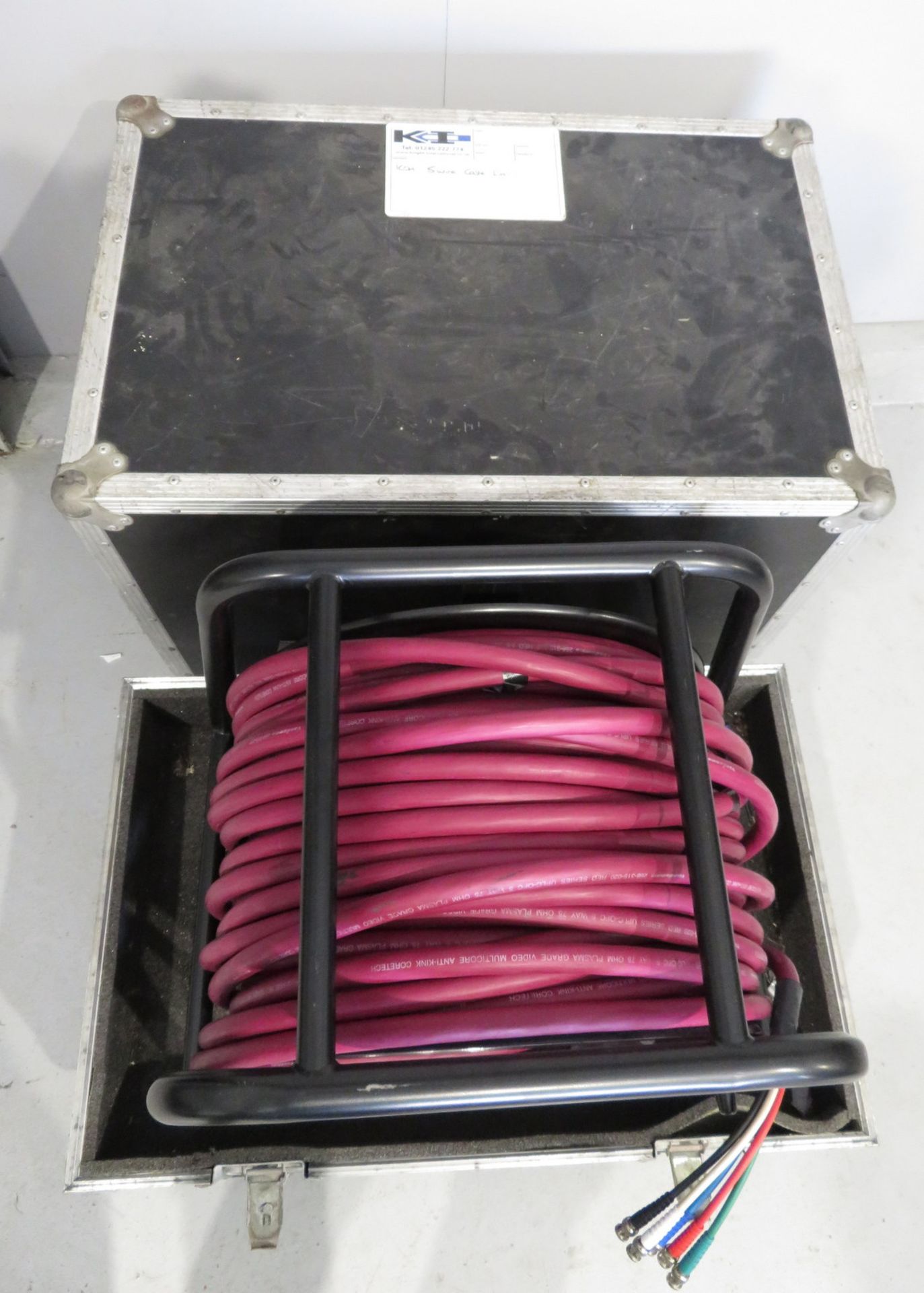 100 Meters of 5 wire video BNC with flightcase. - Image 6 of 6