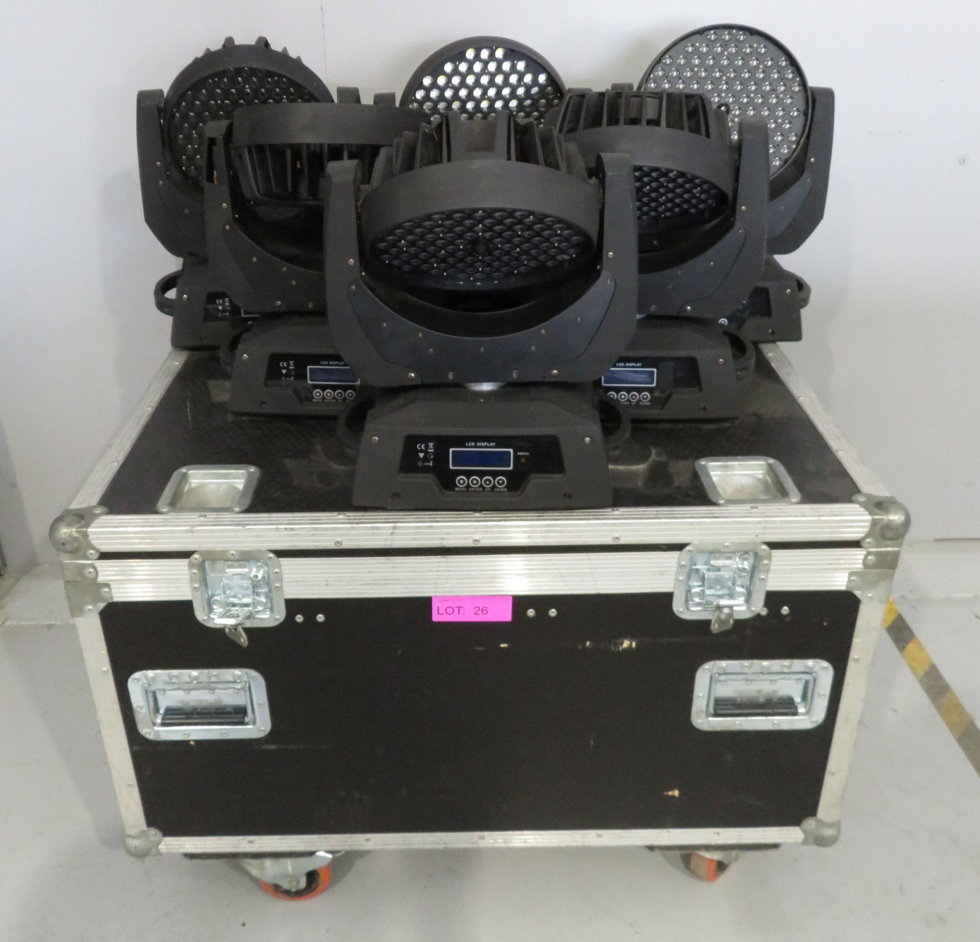 6x LED Moving head wash's in flightcase. Includes clamps but no power cables. Working Cond