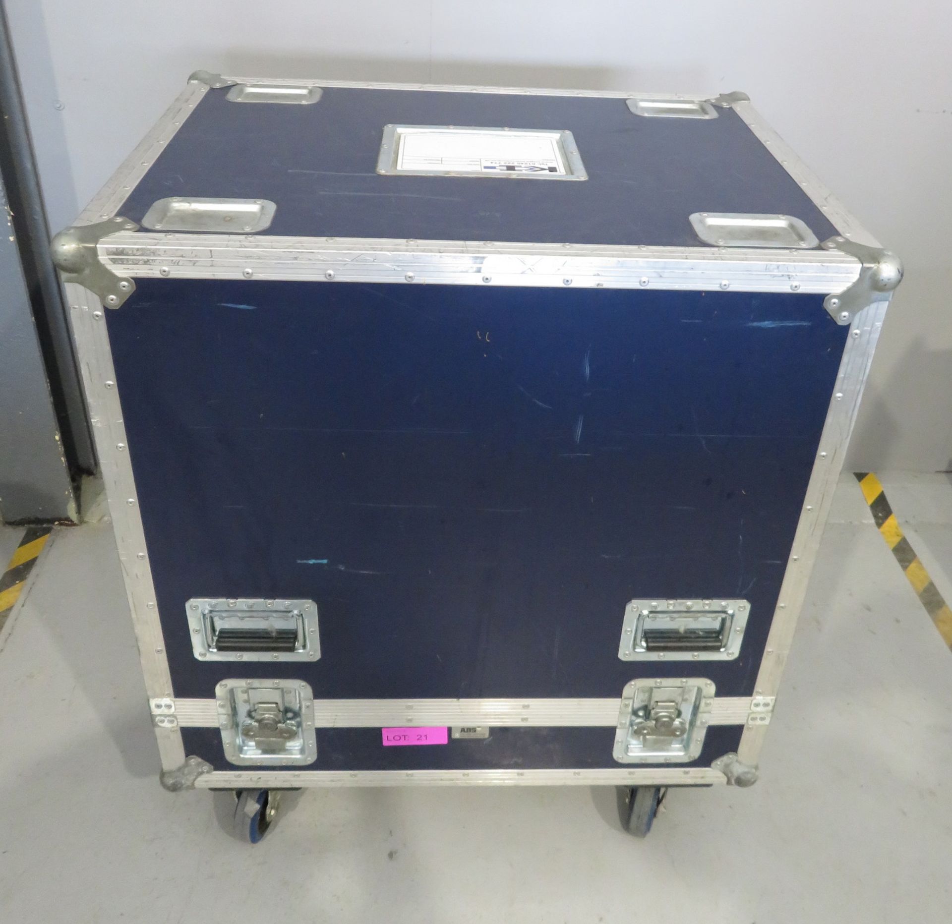 Studio Due City Colour 2500 Wash in flightcase. Working condition. Hours: 850. - Image 9 of 9