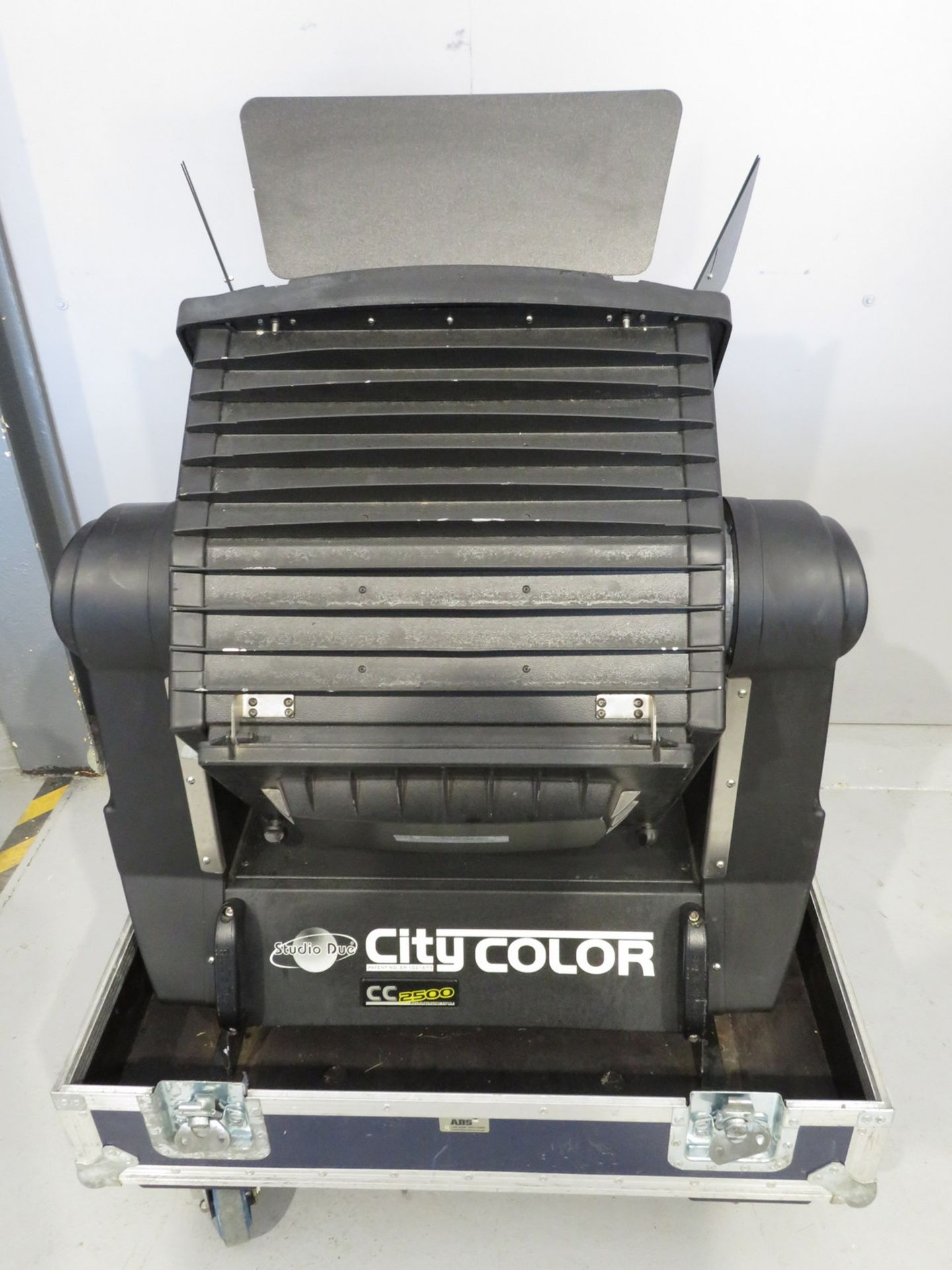 Studio Due City Colour 2500 Wash in flightcase. Working condition. Hours: 1320. - Image 7 of 9