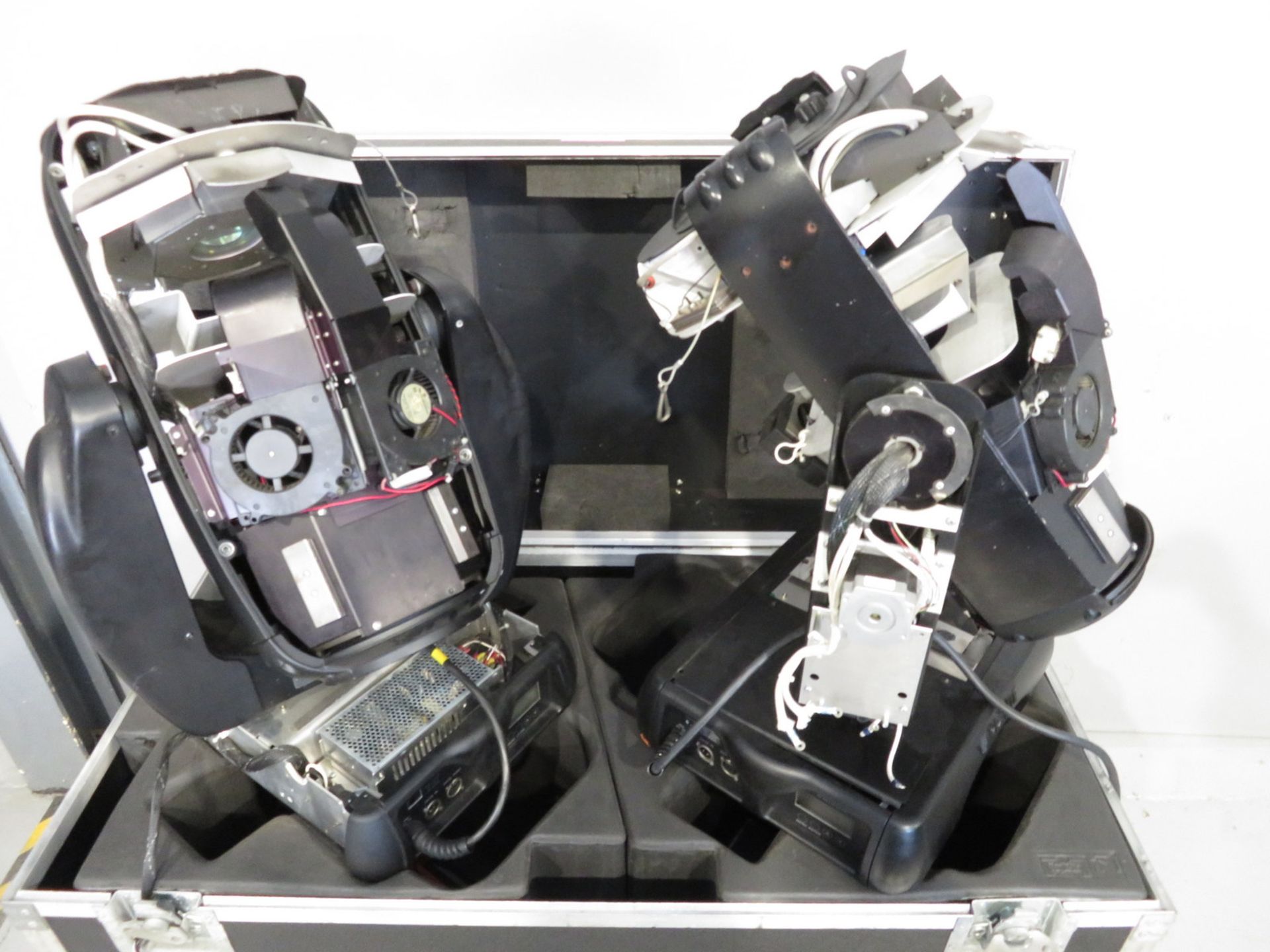 Pair of Varilite VL3000 Wash in flightcase. Includes hanging clamps and safety bonds. As s - Image 2 of 10