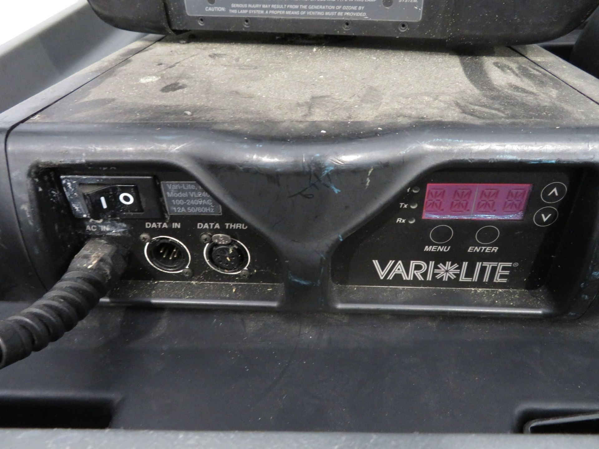 Pair of Varilite VL2402 Wash in flightcase. Includes hanging clamps and safety bonds. 1 Wo - Image 7 of 10