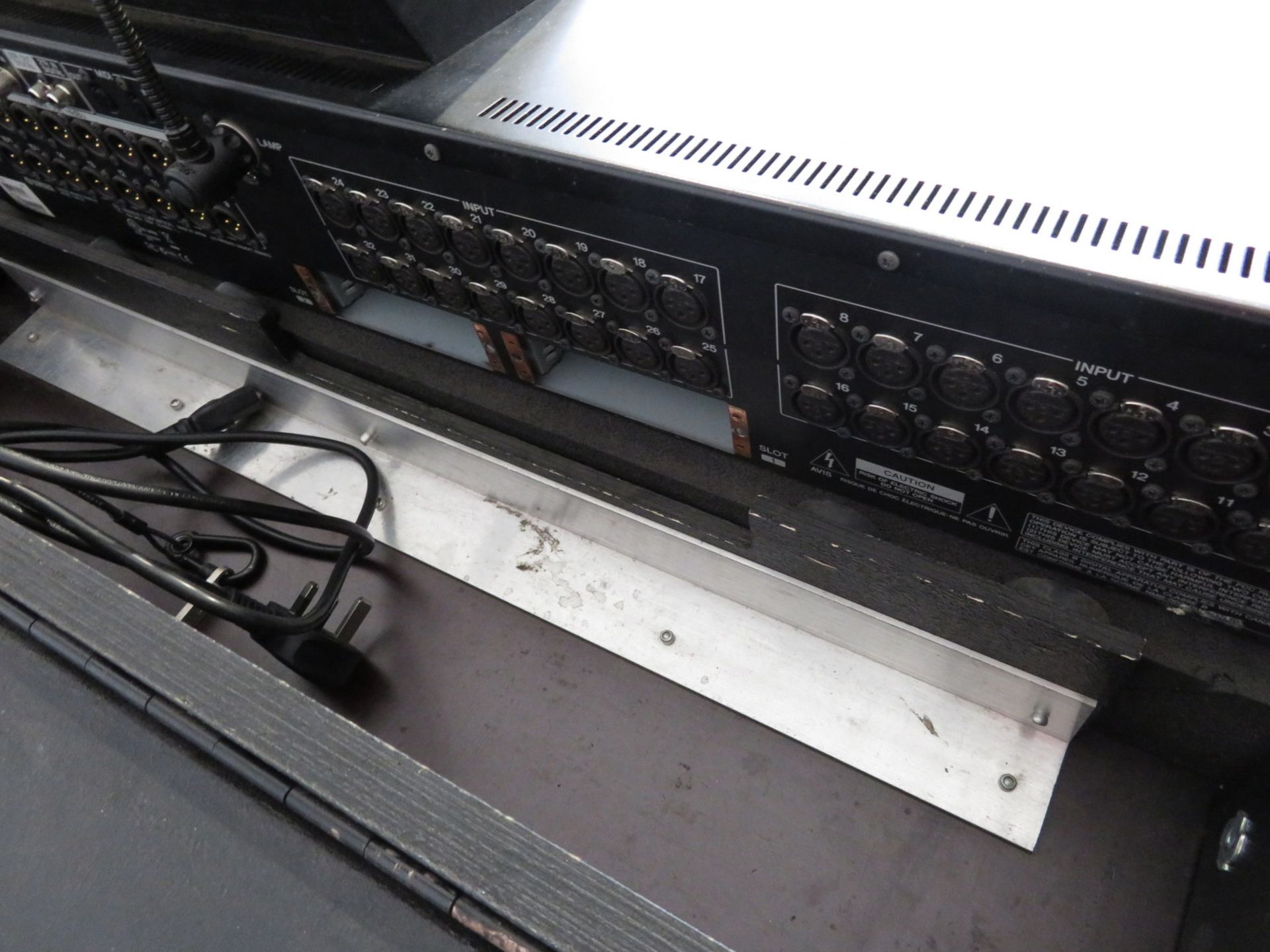 Yamaha LS9-32 Digital mixing console/sound desk with flightcase. Working condition. - Image 8 of 12