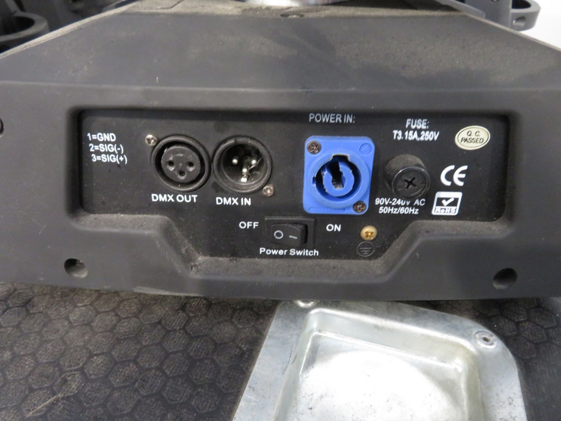 4x LED Moving head wash's in flightcase. Includes clamps but no power cables. Working Cond - Image 5 of 7