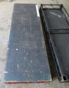 1x 6ft x 2ft Stage deck.