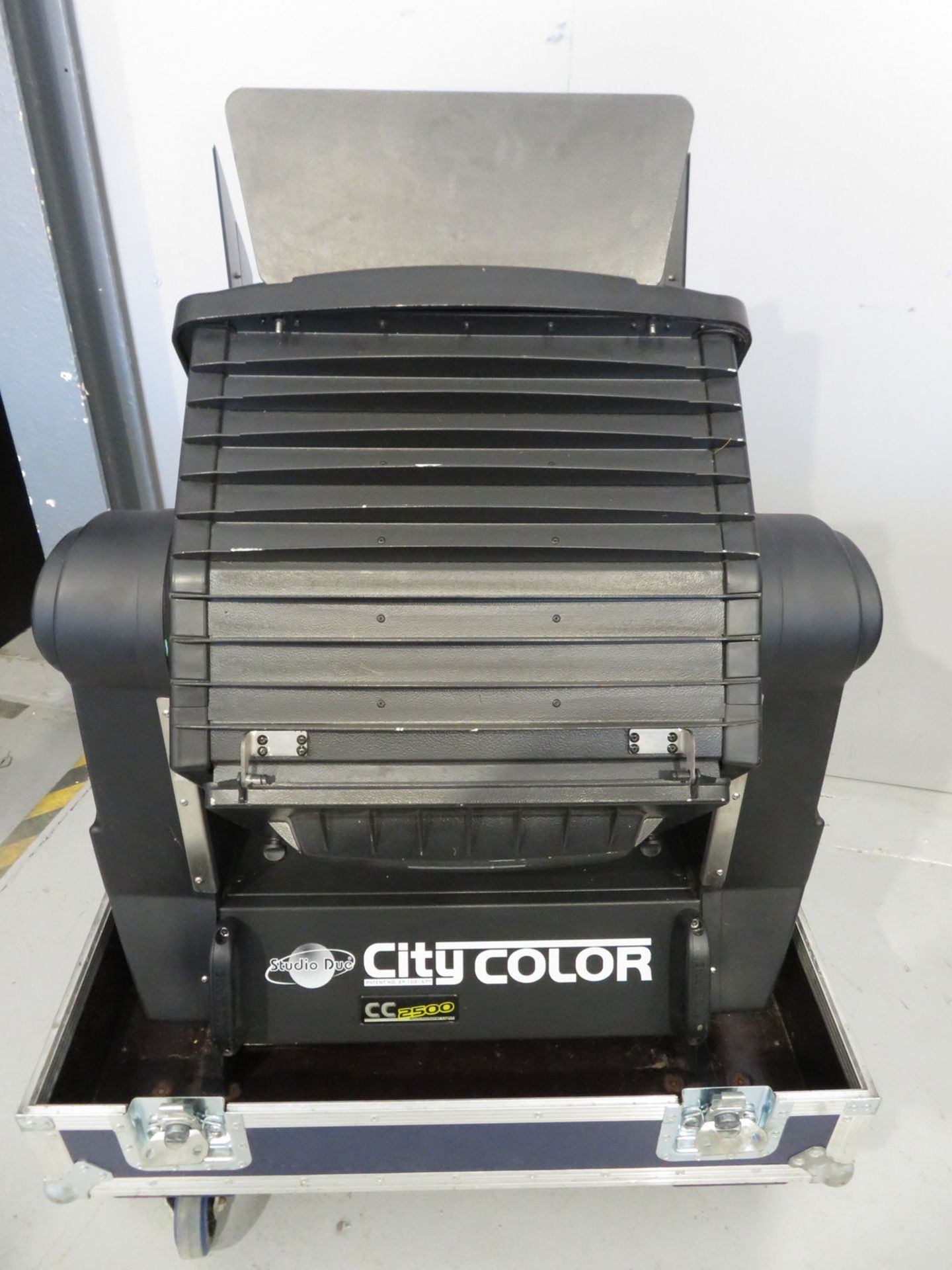 Studio Due City Colour 2500 Wash in flightcase. Working condition. Hours: 850. - Image 7 of 9
