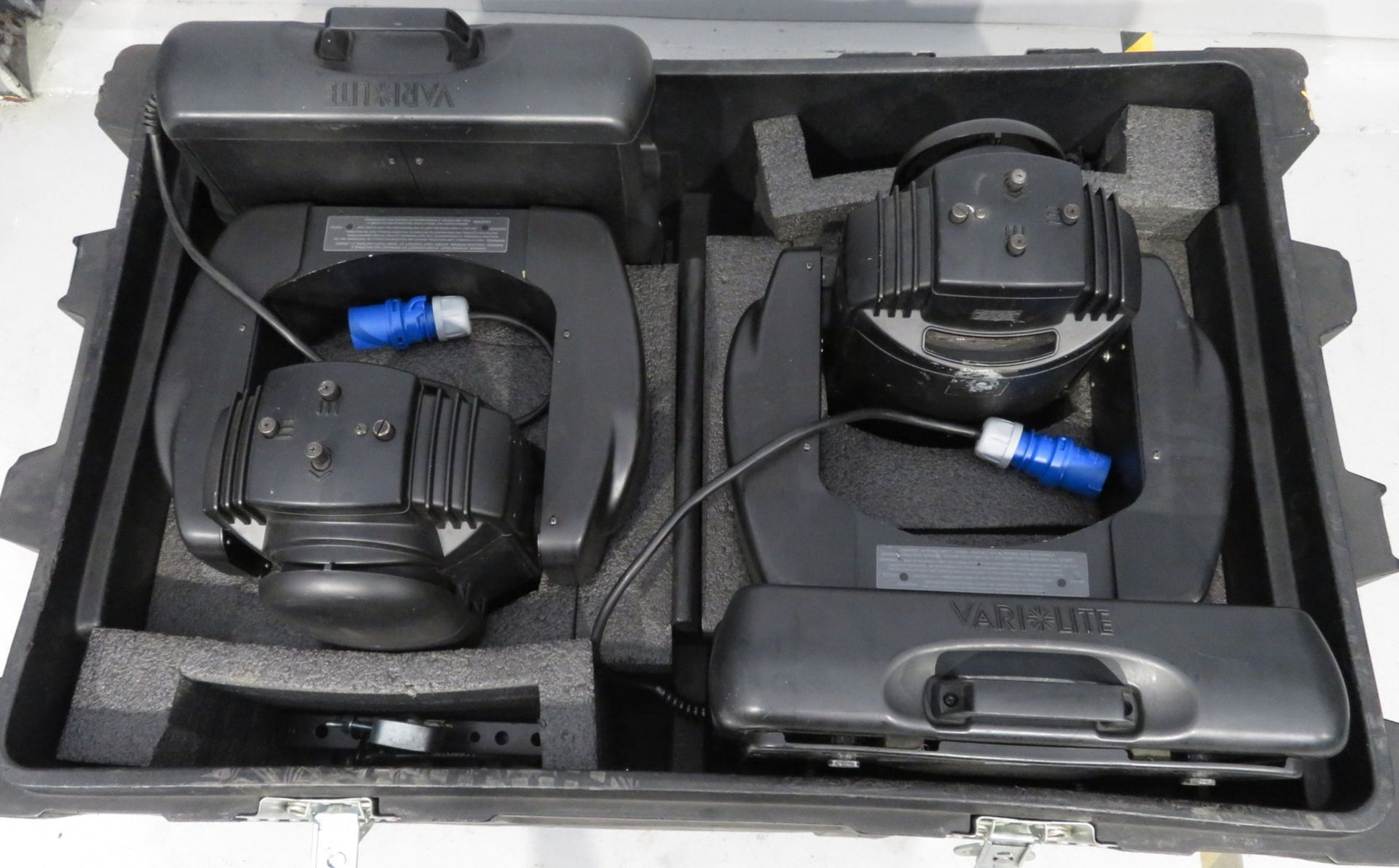 Pair of Varilite VL2402 Wash in flightcase. Includes hanging clamps and safety bonds. Work - Image 8 of 9