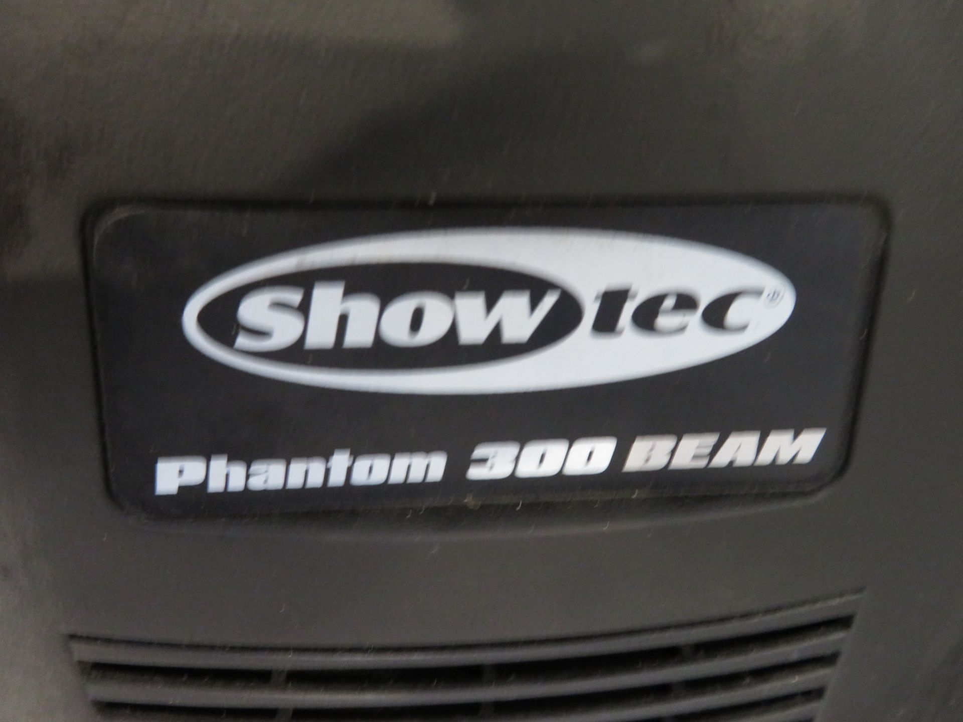 Pair of Showtec Phantom 300 Beams in flightcase. Includes hanging clamps and safety bonds. - Image 4 of 7