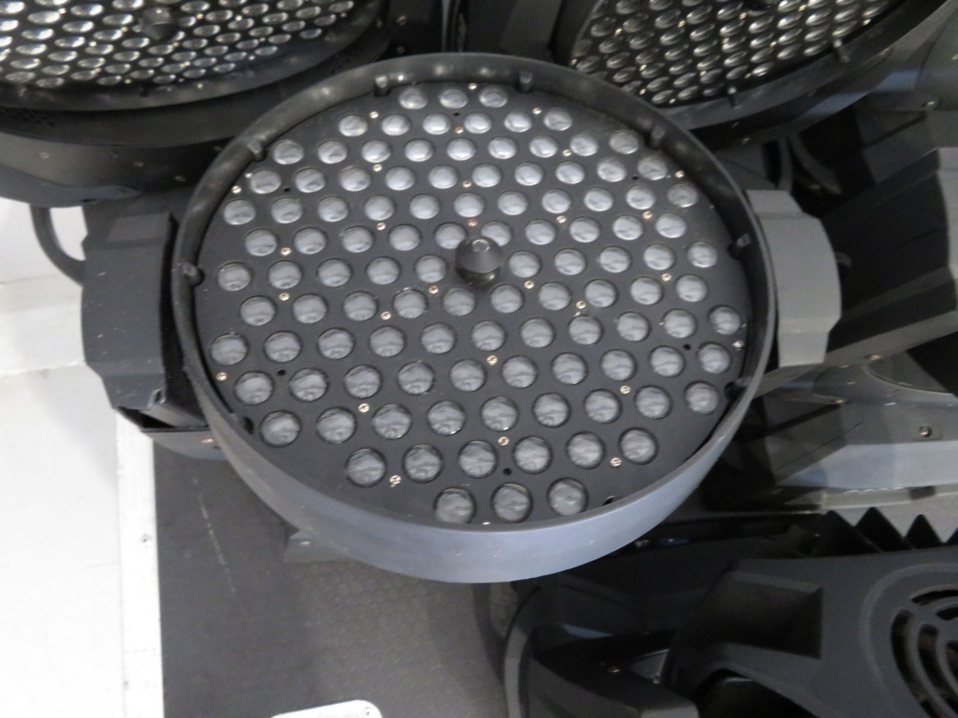 6x LED Moving head wash's in flightcase. Includes clamps but no power cables. Working Cond - Image 4 of 7