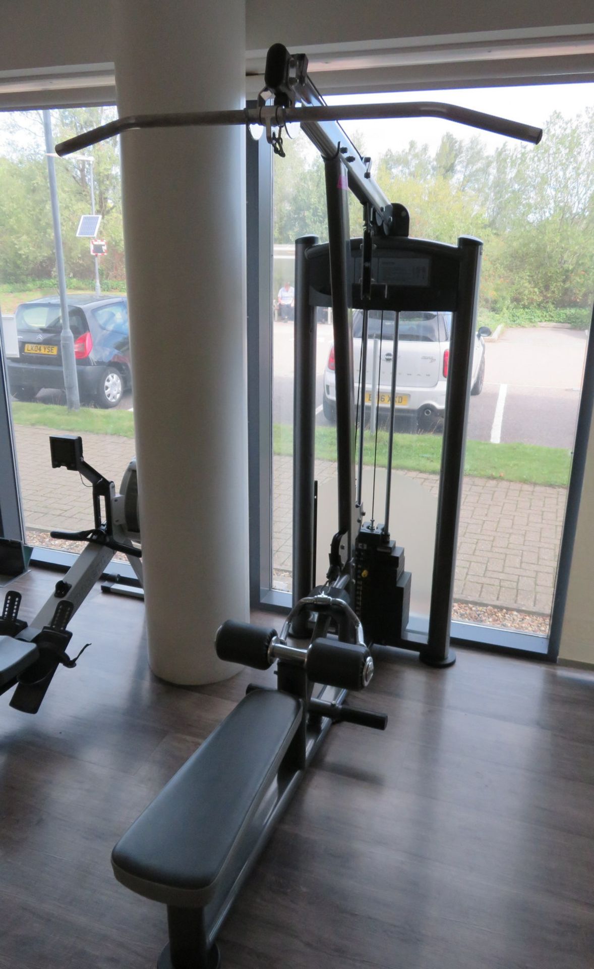 Gymgear Elite Series Latt Pulldown/Vertical Row Complete With Attachments. 125kg Weight St - Image 2 of 9