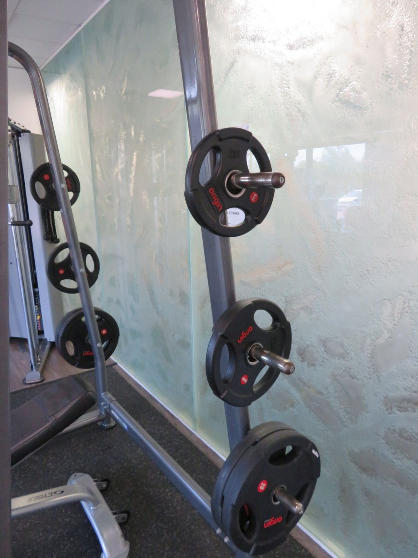 Gymgear Elite Series Smith Machine Complete With Cybex Bench & Weight Plates. - Image 10 of 12