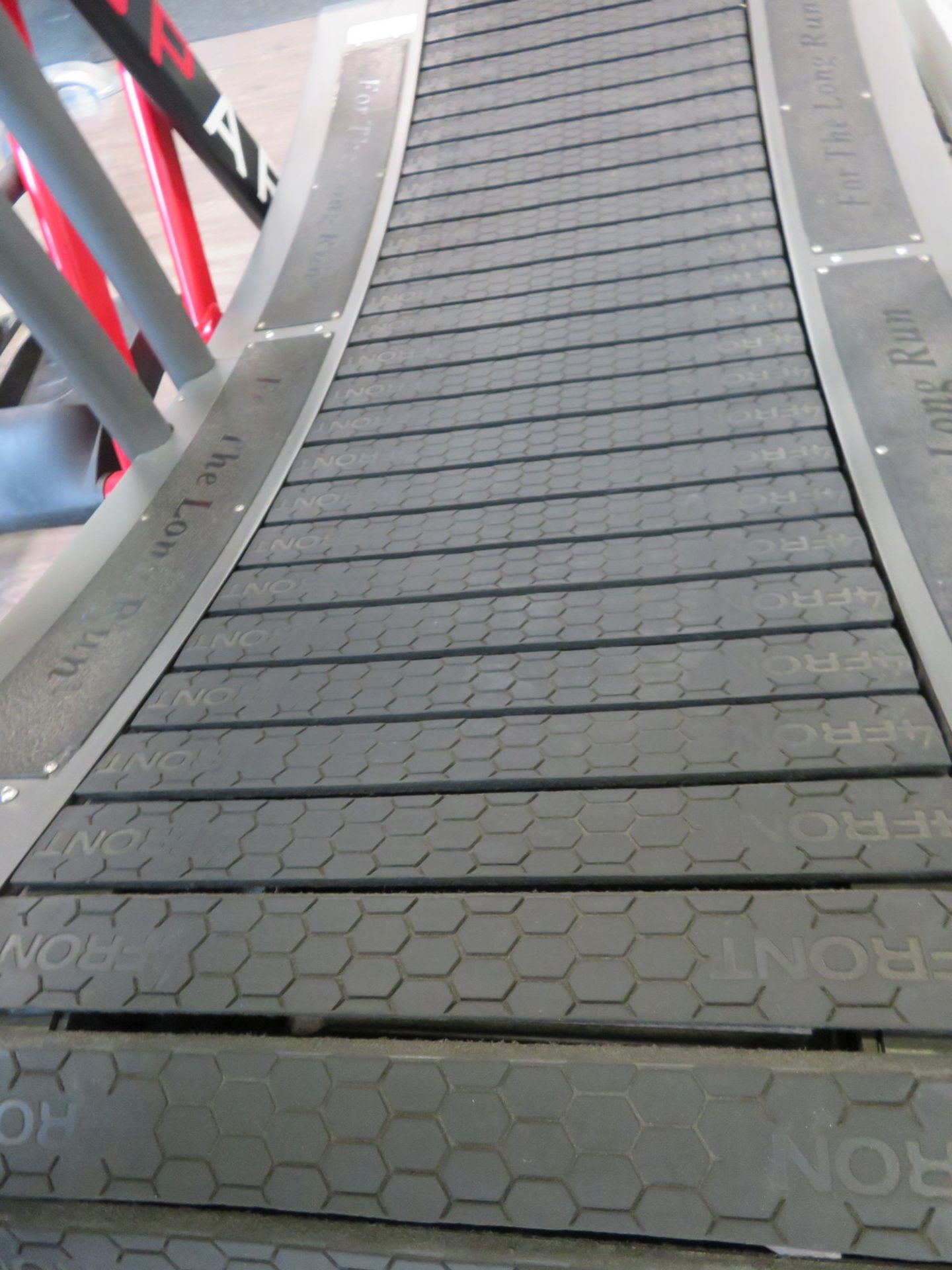 Woodway Curv Treadmill. Digital Display. Good Working Condition. - Image 9 of 9