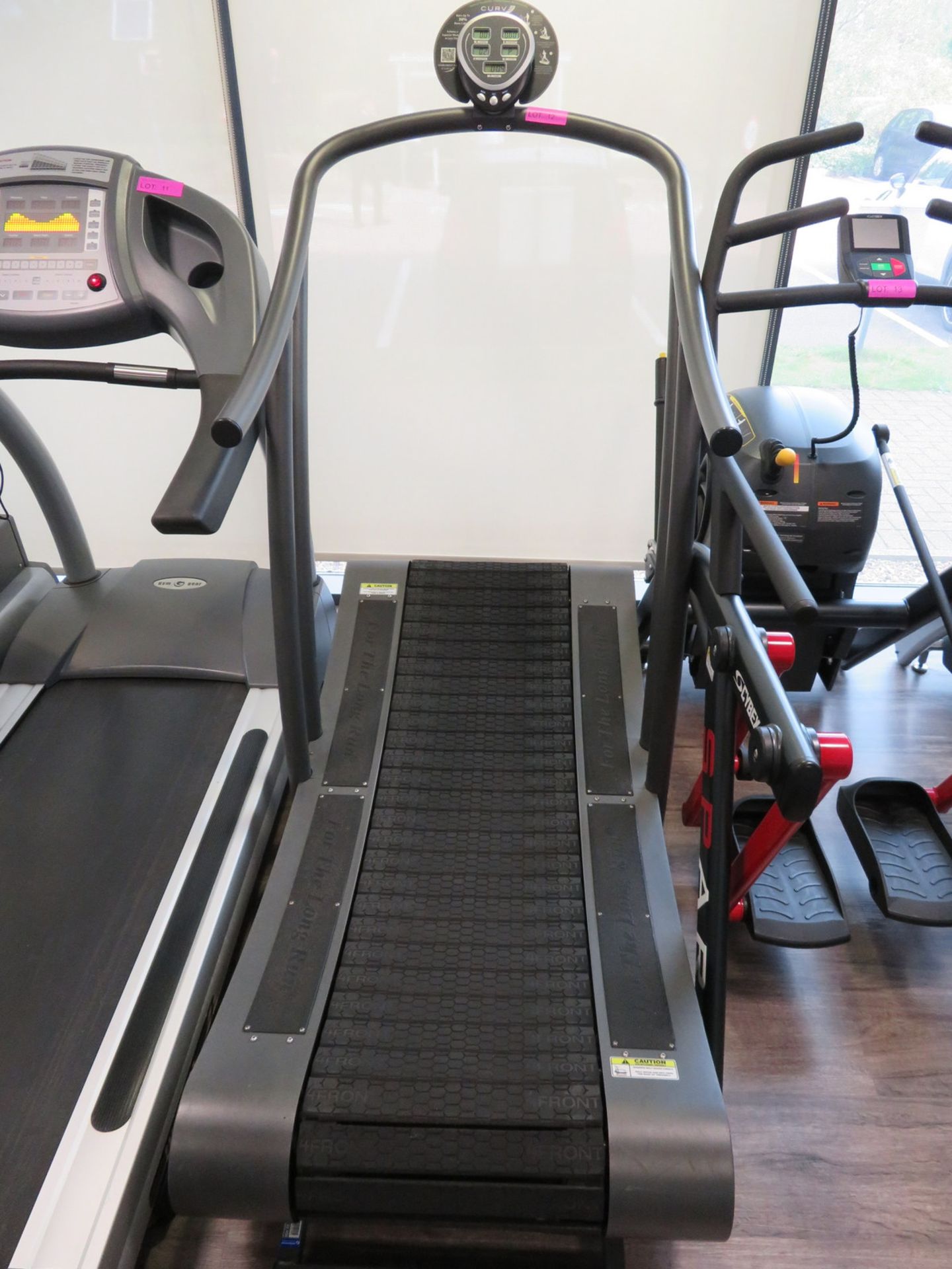 Woodway Curv Treadmill. Digital Display. Good Working Condition. - Image 2 of 9