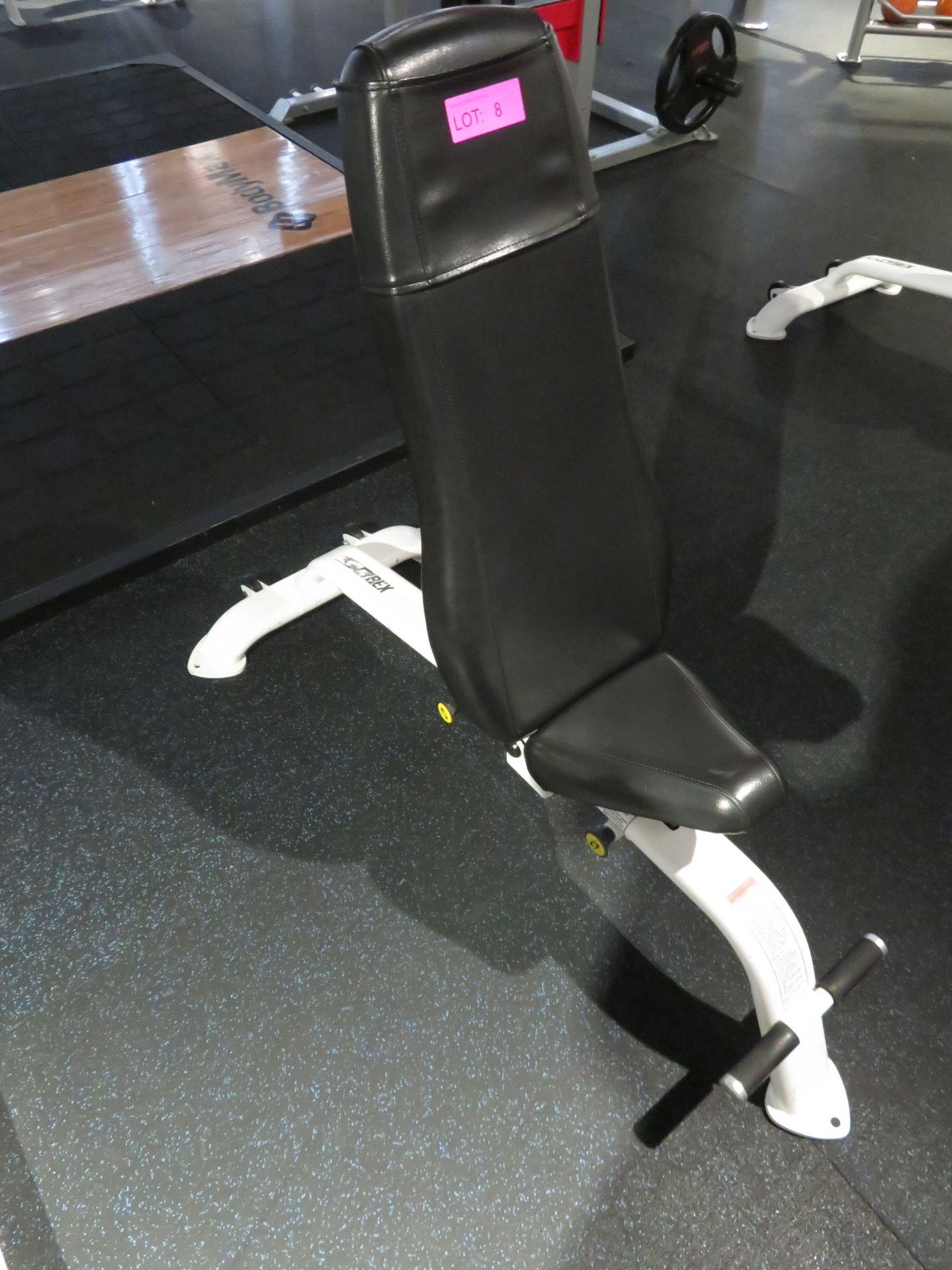 Cybex Adjustable Bench (Free-Standing)1601 Dimensions: 63x140x45cm (LxDxH) - Image 3 of 5