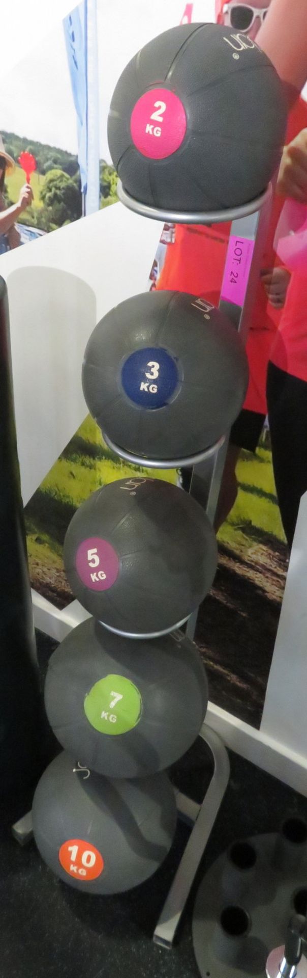 Jordan 5 Piece Medicine Ball Set With Rack Weights 2,3,5,7 & 10kg - Image 2 of 4