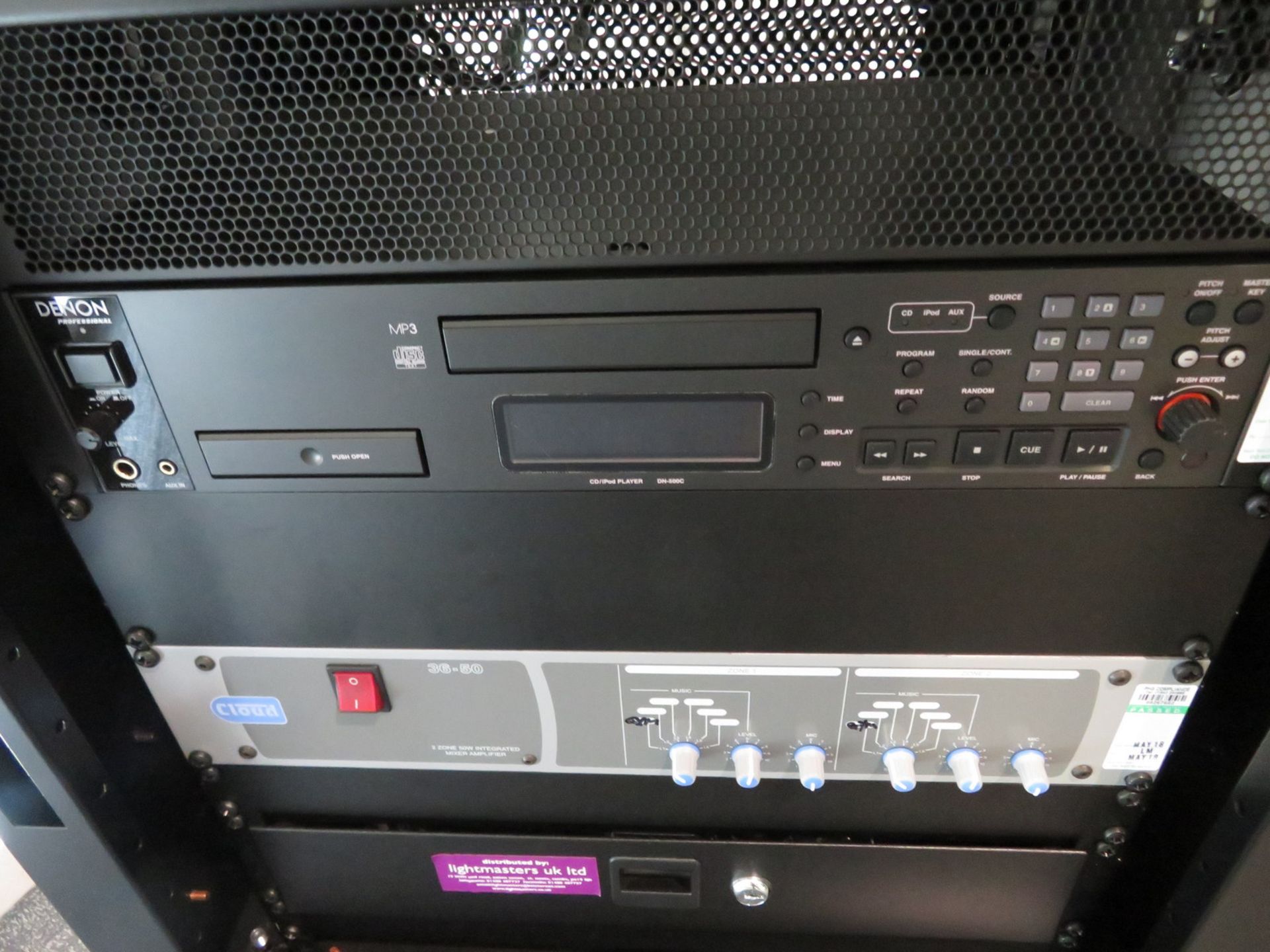 Denon Professional CD/Ipod/Bluetooth Player & Cloud 36-50 Integrated Mixer And Amplifier. - Image 3 of 7