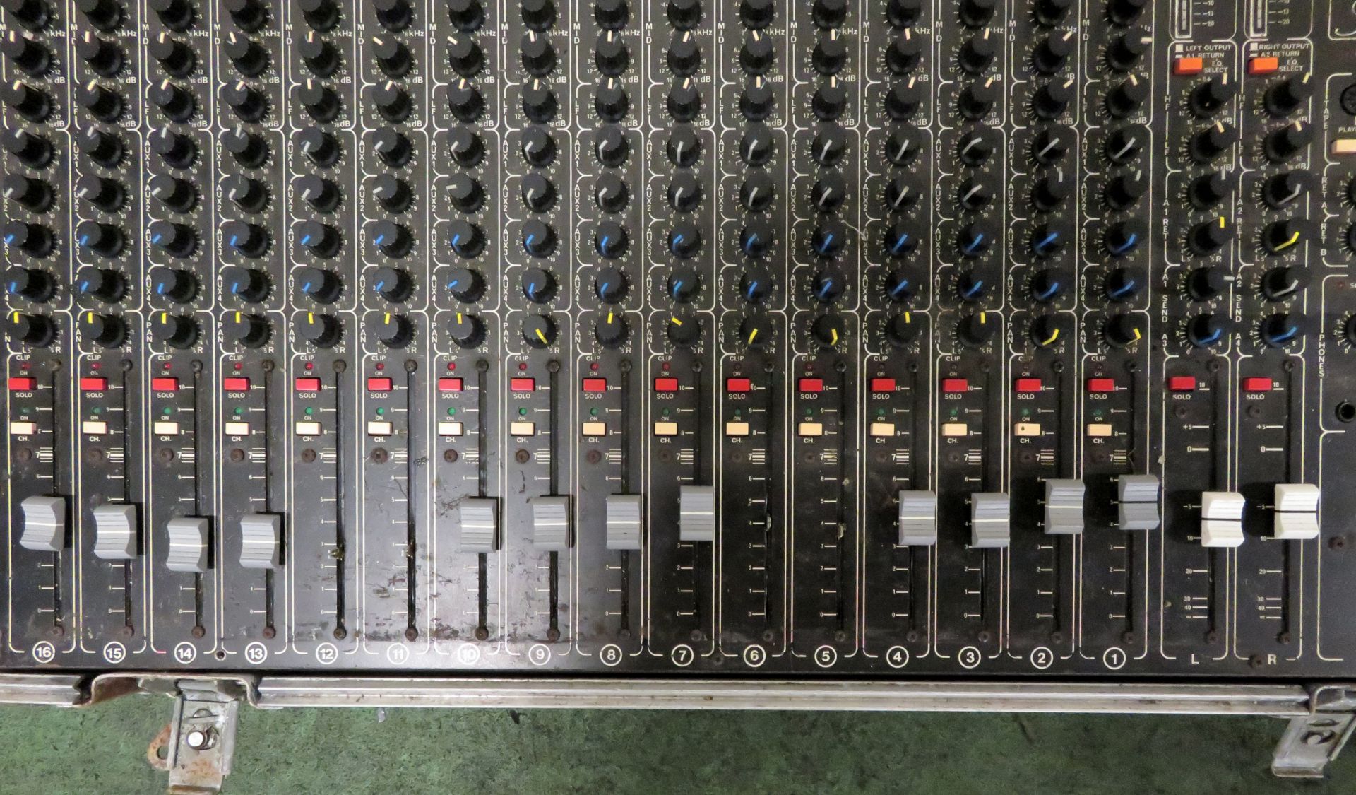 Studio master Session Mix 16/2 Sound desk L770xW530xH200mm. - Image 3 of 4