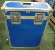 Blue Flight Case L600xW240xH820mm.