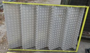 3ft Steeldeck Steps (Chequer Plate).