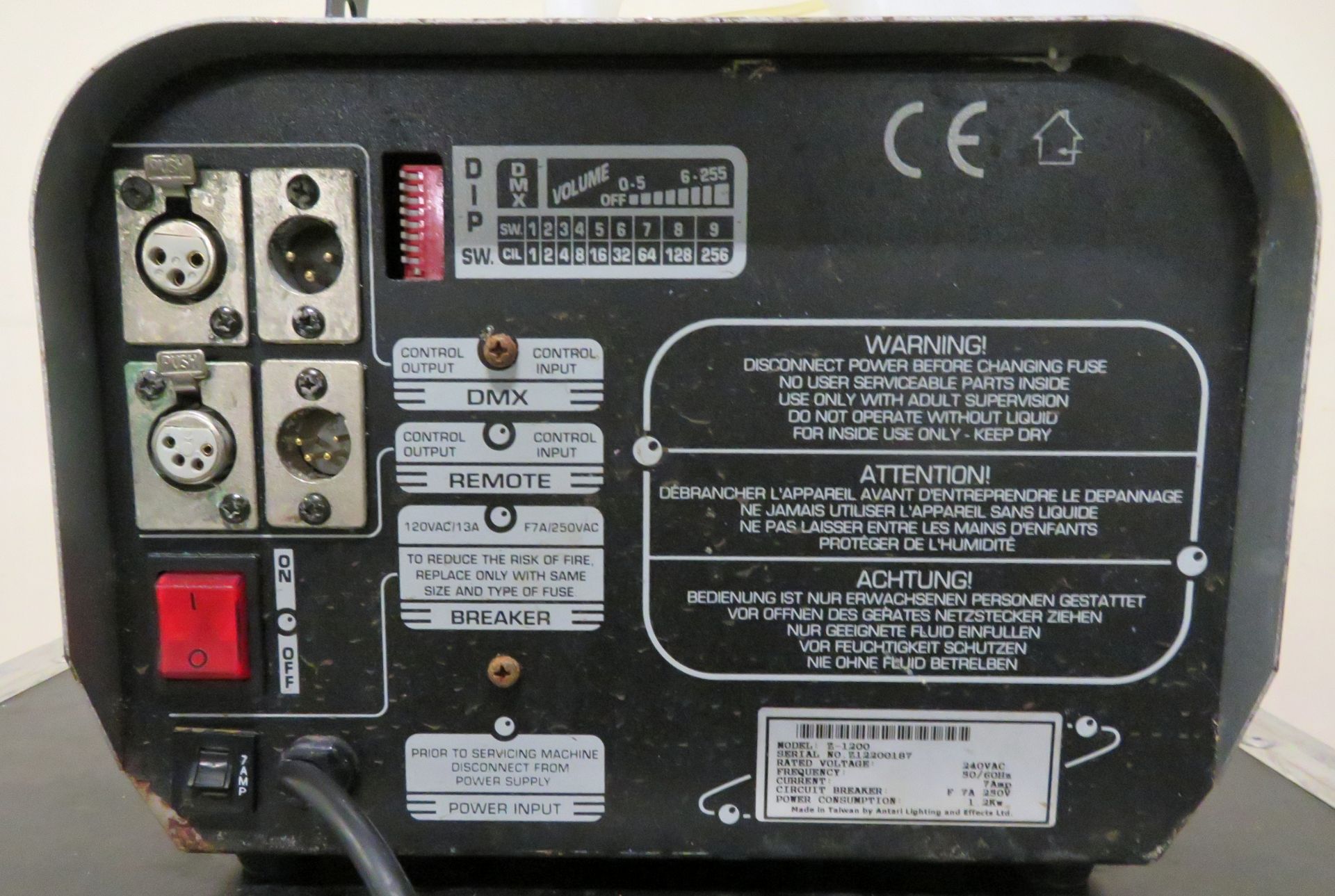 Antari Z1200 Smoke Machine and Remote in Flight Case Case Dimensions L500xH430xW500mm. - Image 2 of 8