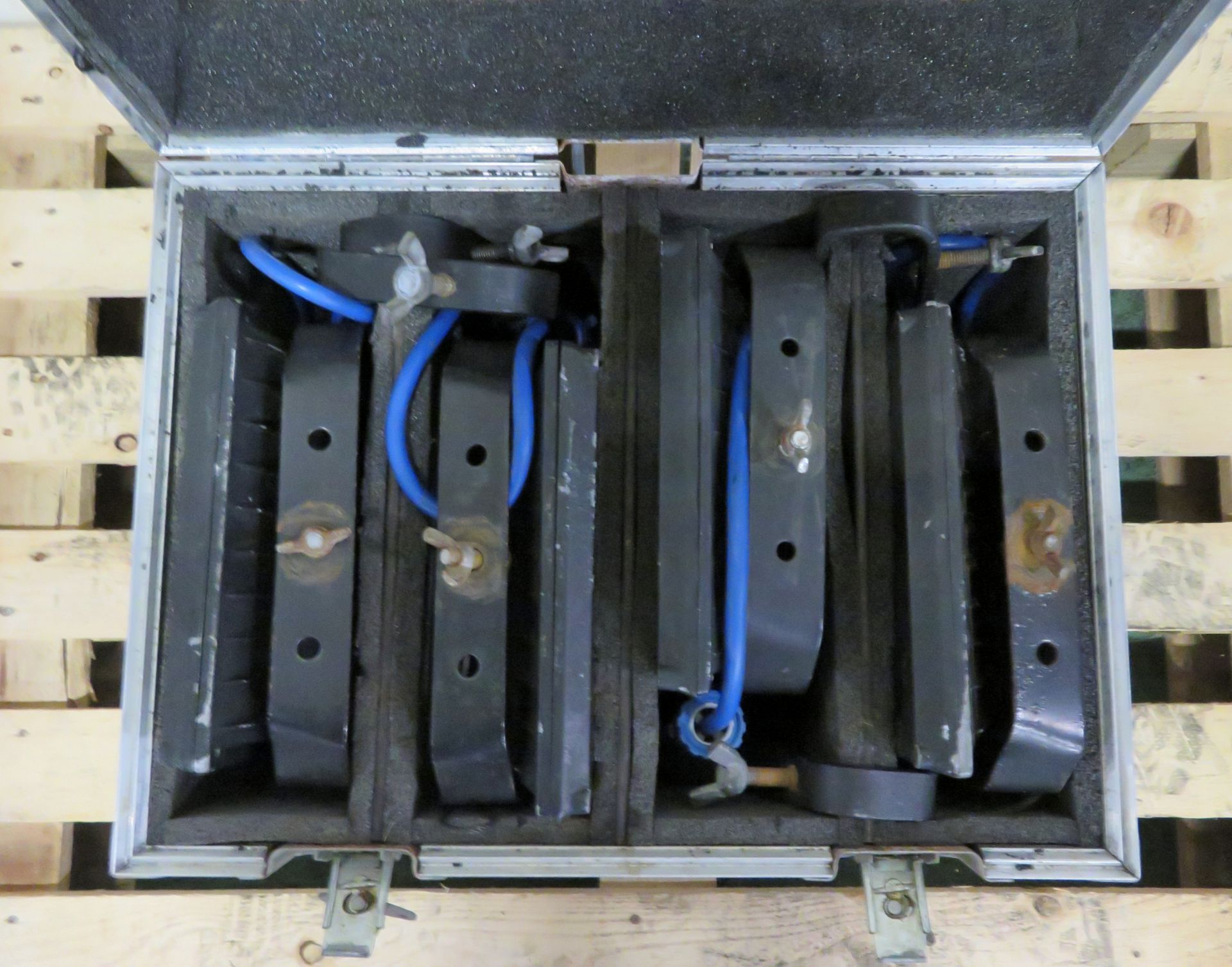 150w HMI Lights in Flightcase x4 Case dimensions L500xH430xW370mm. - Image 3 of 10