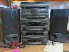 Kenwood MD58 Compact Audio SYstem - Turntable, Double cassette deck, 7 disc cd changer, In