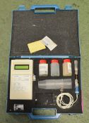 MeterLab PHM201 Portable ph Meter Set + Case