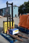 Hyster S1-OE-17 walk behind pallet lifter with charger