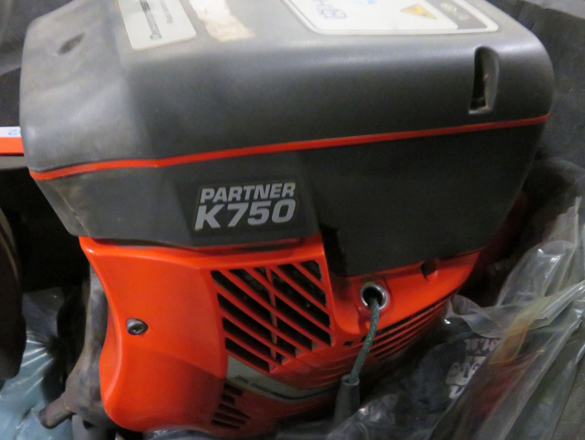 Husqvarna K750 300mm Petrol Power Cutter In A Metal Box - Image 3 of 3