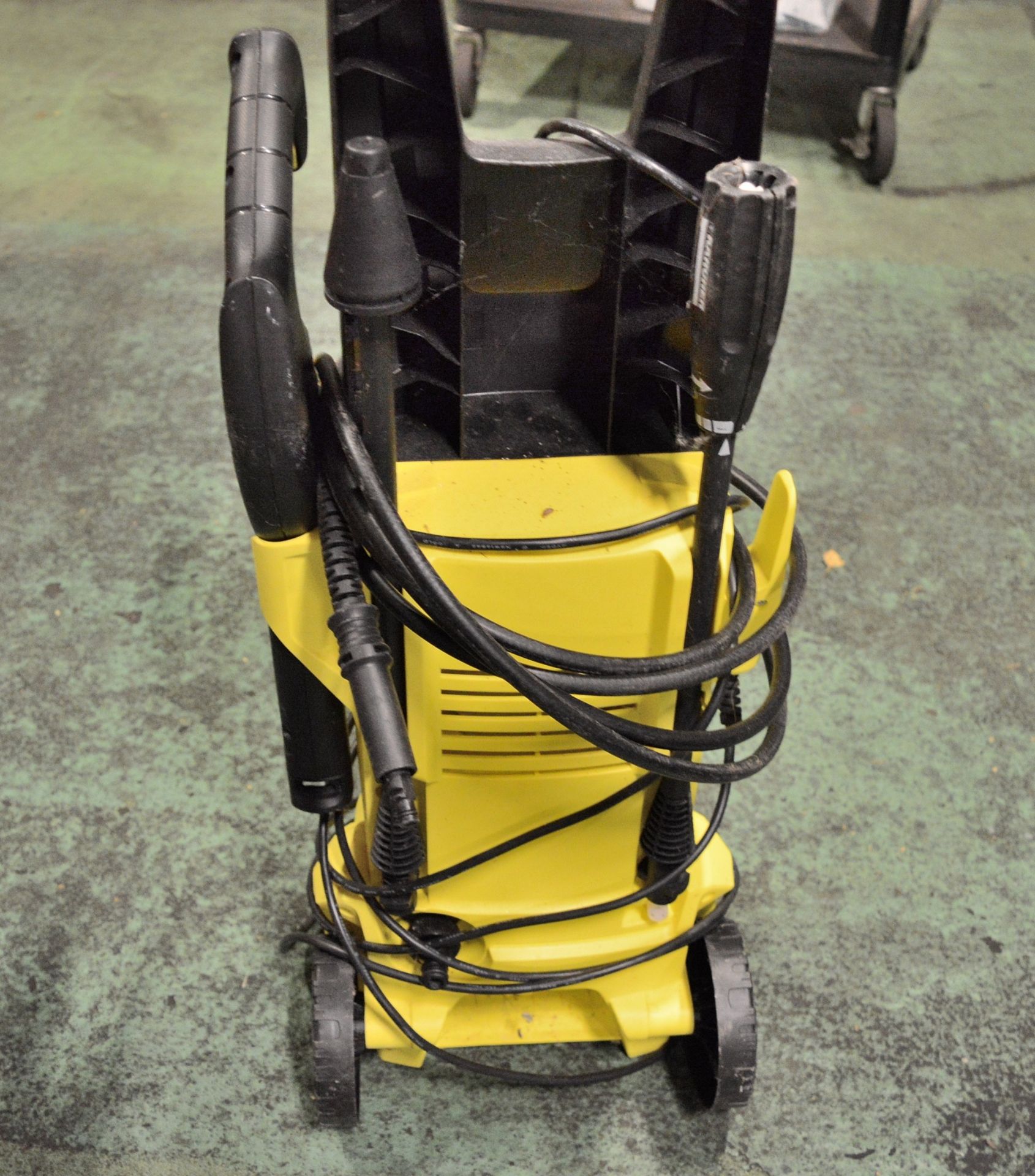 Karcher K2 pressure washer - as spares - Image 3 of 3