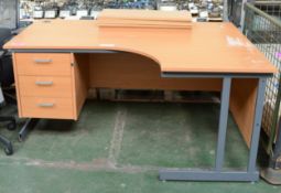 Corner Office Desk with 3 Drawers W1600 x H 725x D1200mm (Damage on Corner at rear).