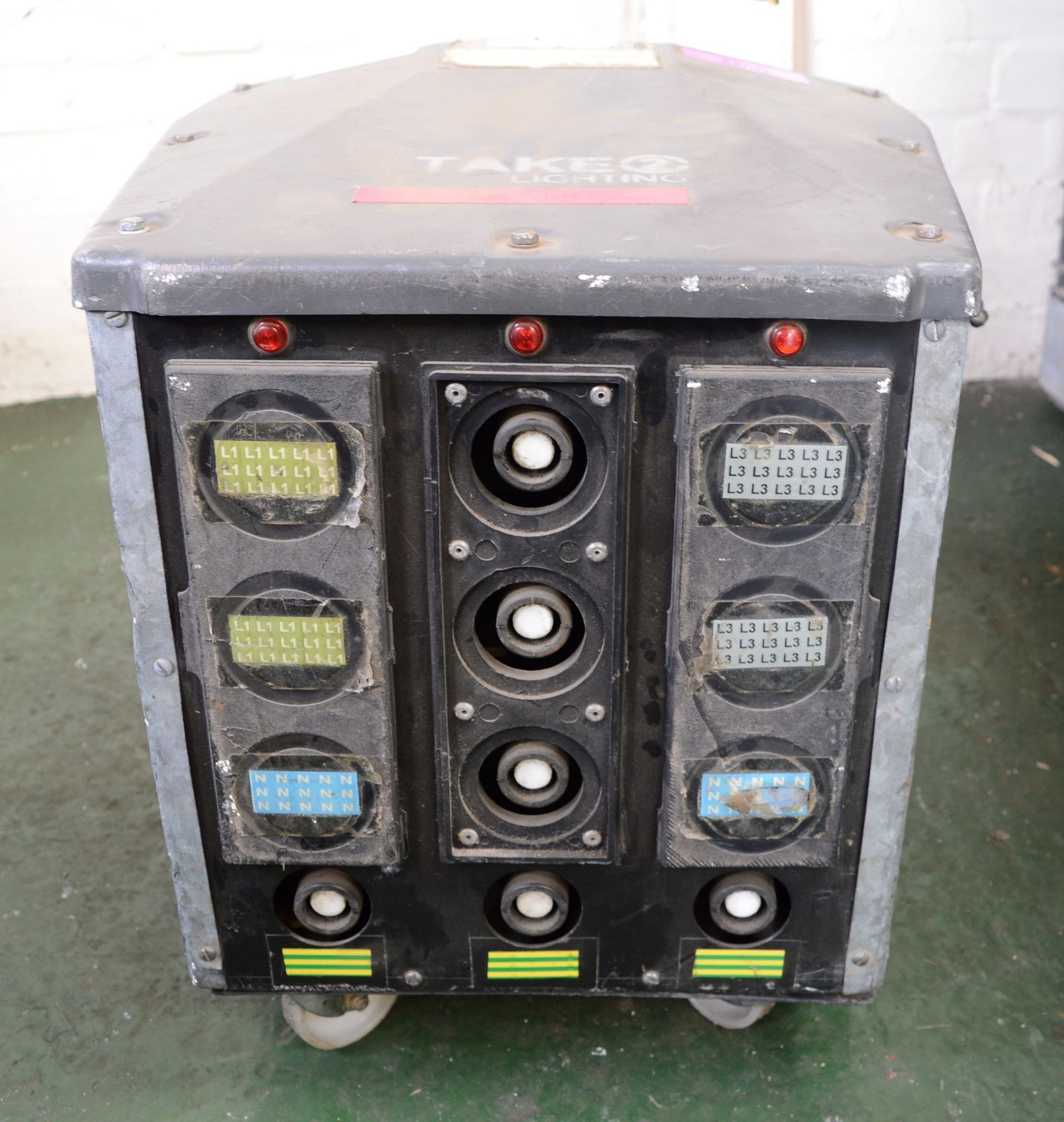 400A Lighting Distribution Unit on Wheels (One Missing Wheel). - Image 2 of 2