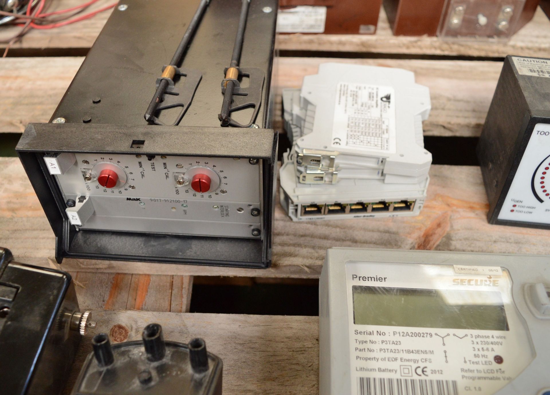 DEIF Synchroscope, TAS-331DG Transducer, KFM 930M84 Controller, 2x Woodward GW4 Interface - Image 3 of 8