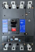 400A Four Pole Circuit Breaker (91)