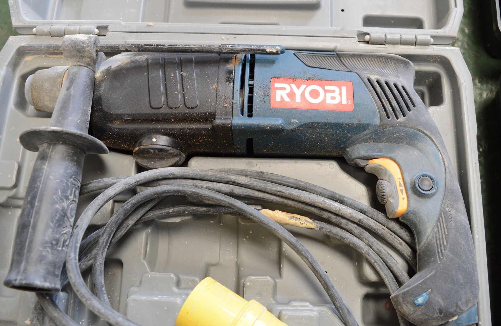 Ryobi ERH650V Rotary Hammer Drill & DeWalt Empty Drill Case. - Image 2 of 5