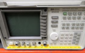 HP 8560E Spectrum Analyzer 30Hz - 1.9GHz.