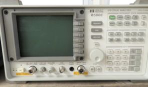 HP 8560E Spectrum Analyzer 30Hz - 1.9GHz.