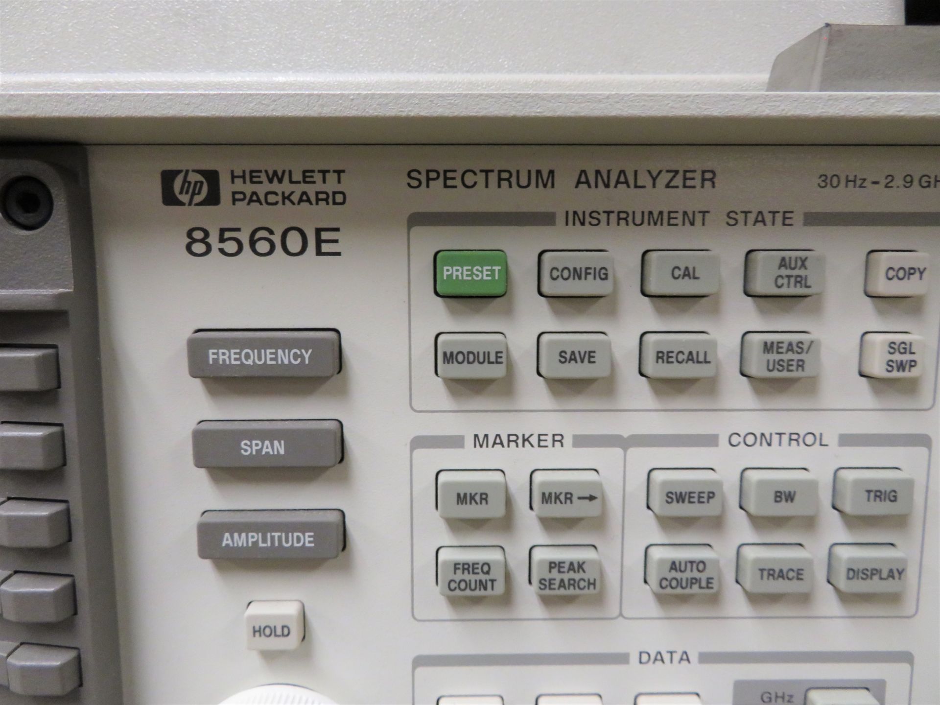 HP 8560E Spectrum Analyzer 30Hz - 1.9GHz. - Image 2 of 3