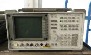 HP 8560E Spectrum Analyzer 30Hz - 1.9GHz.