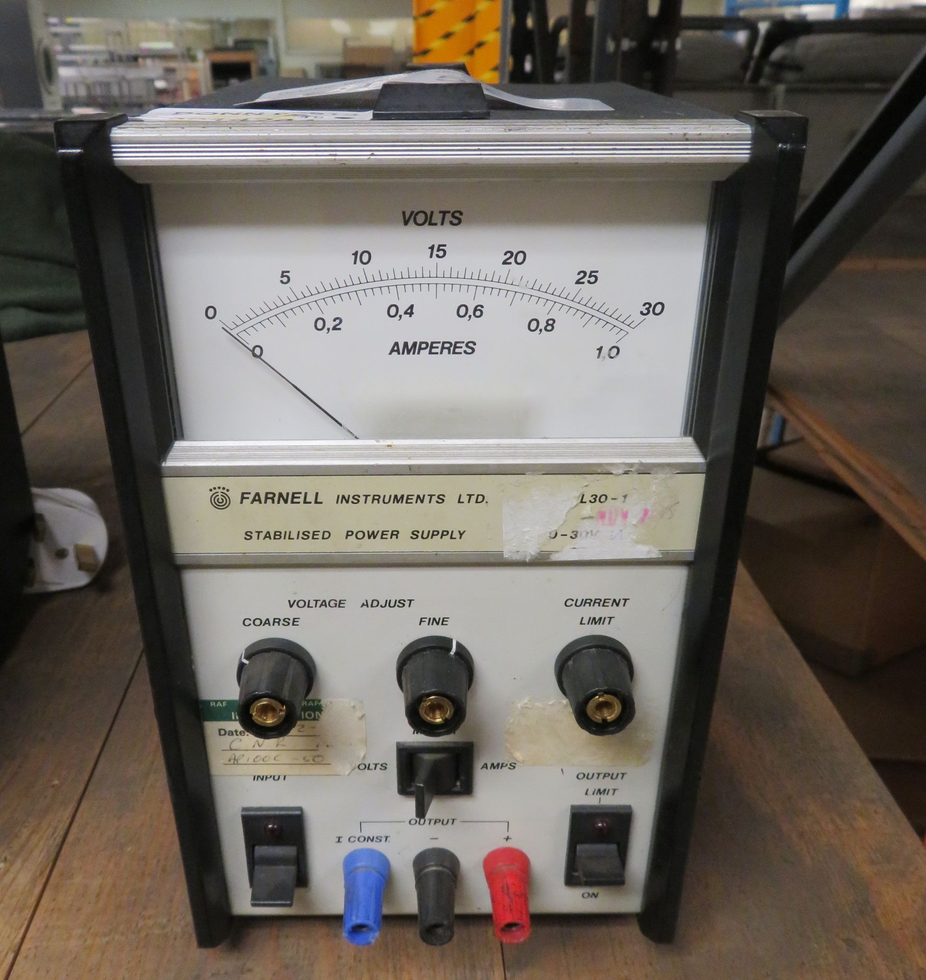 Farnell Instruments Ltd Stabilised Power Supply 30V.