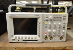 Tektronix TDS 3052 two channel color DPO 500mHz 5GS/s (no case)