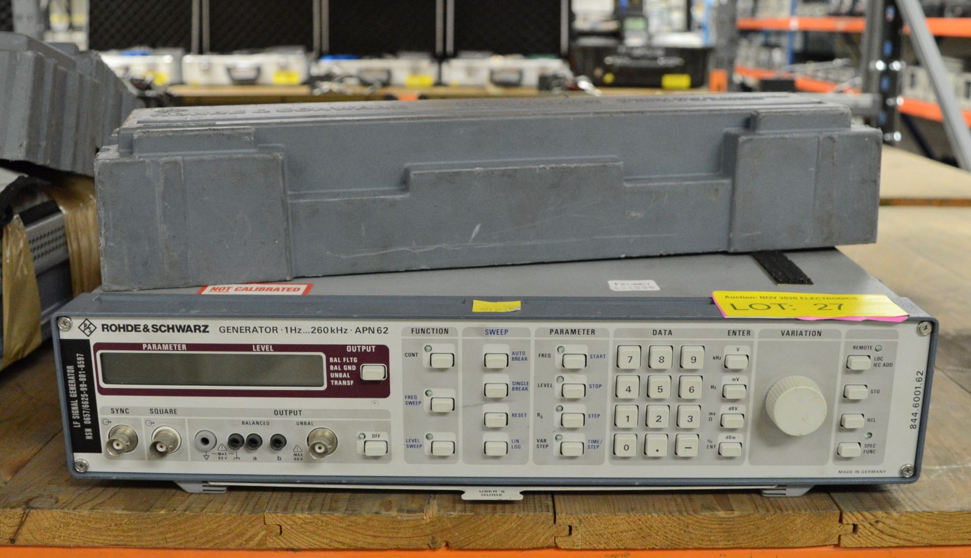 Rohde & Schwarz generator 1Hz..260kHz APN66