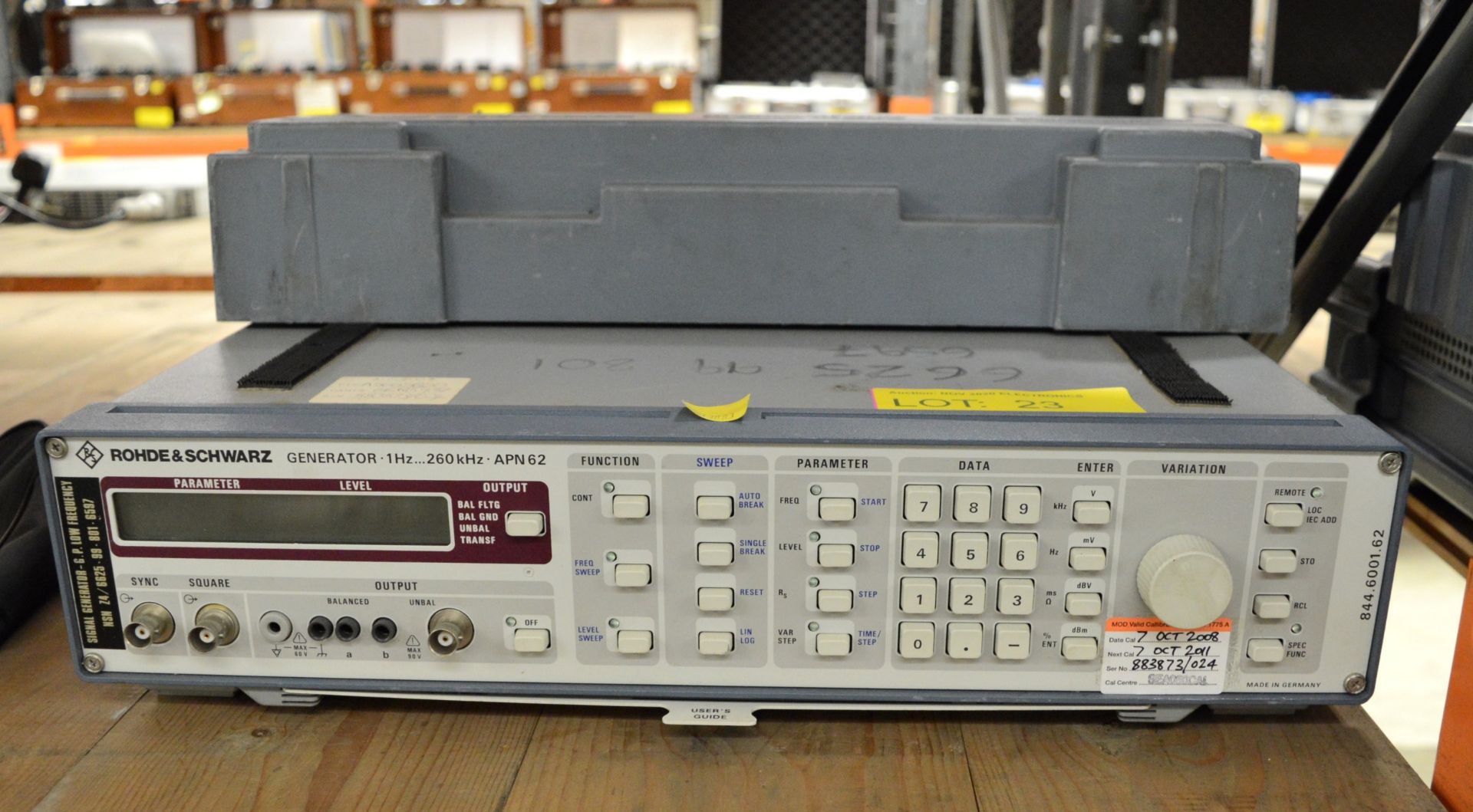 Rohde & Schwarz generator 1Hz..260kHz APN62