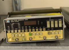 Hewlett Packard 8112A pulse generator 50MHz