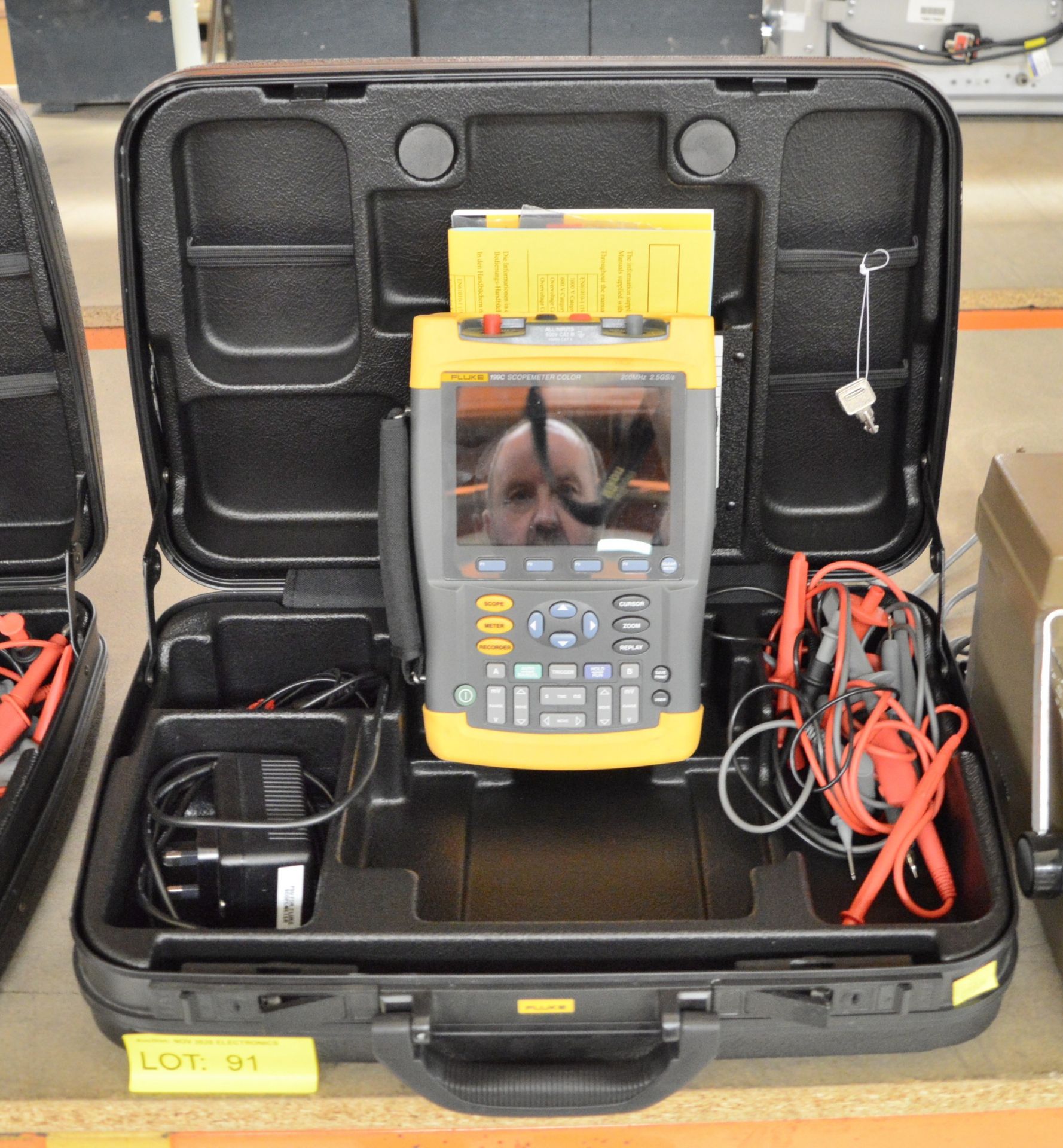 Fluke 199C scopemeter colour 200MHz 2.5GS/s